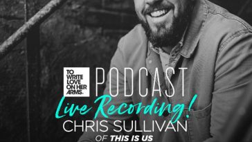 This is Us star Chris Sullivan live in Los Angeles